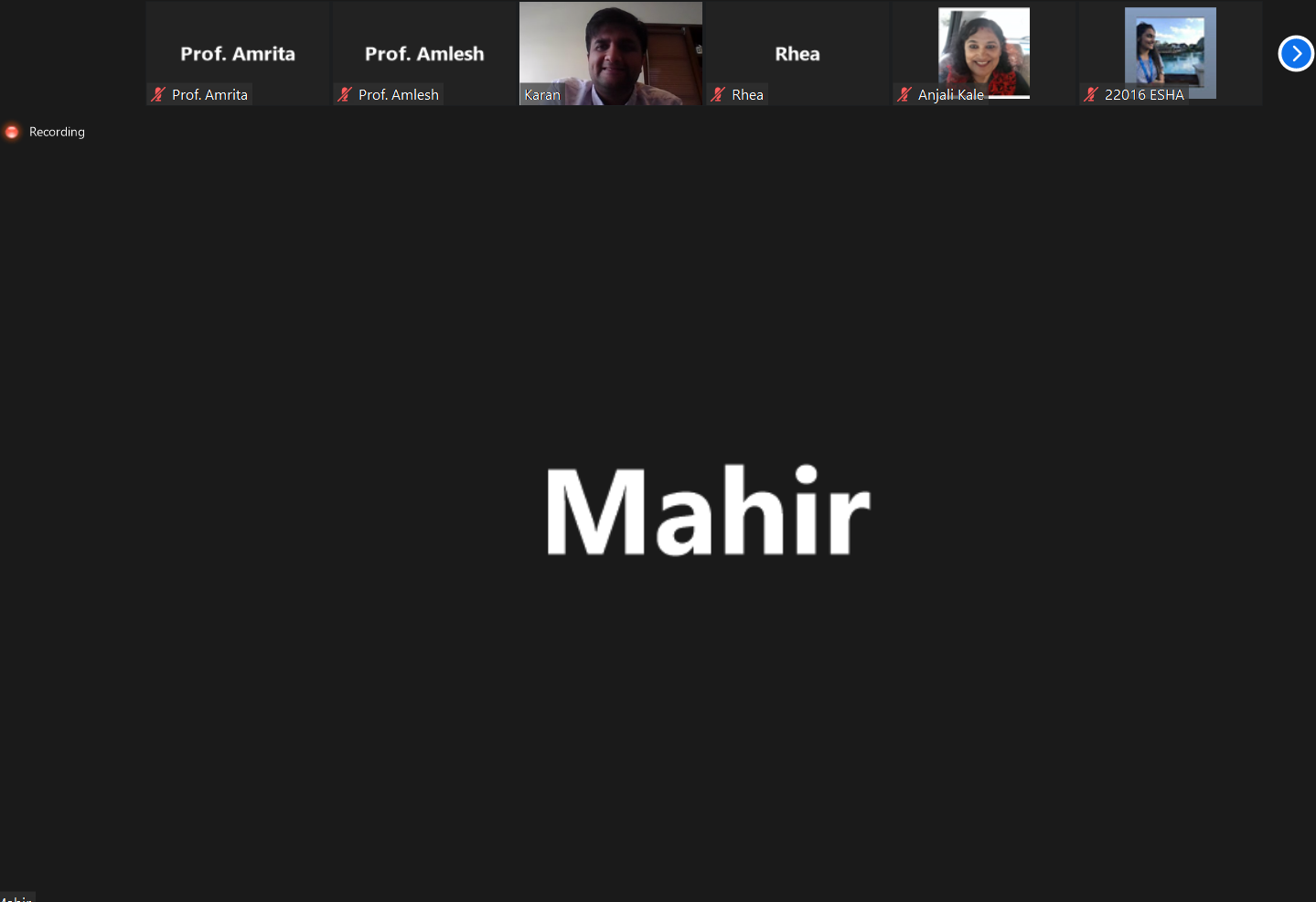 Mr. Karan Shah outlining the courses offered by MDAE